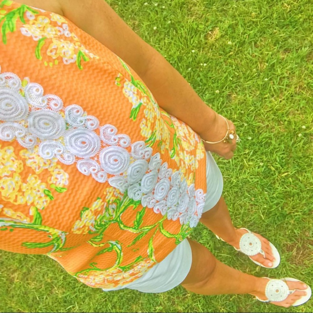 *SOLD* Lilly Pulitzer Nectar Lace by the Docks top